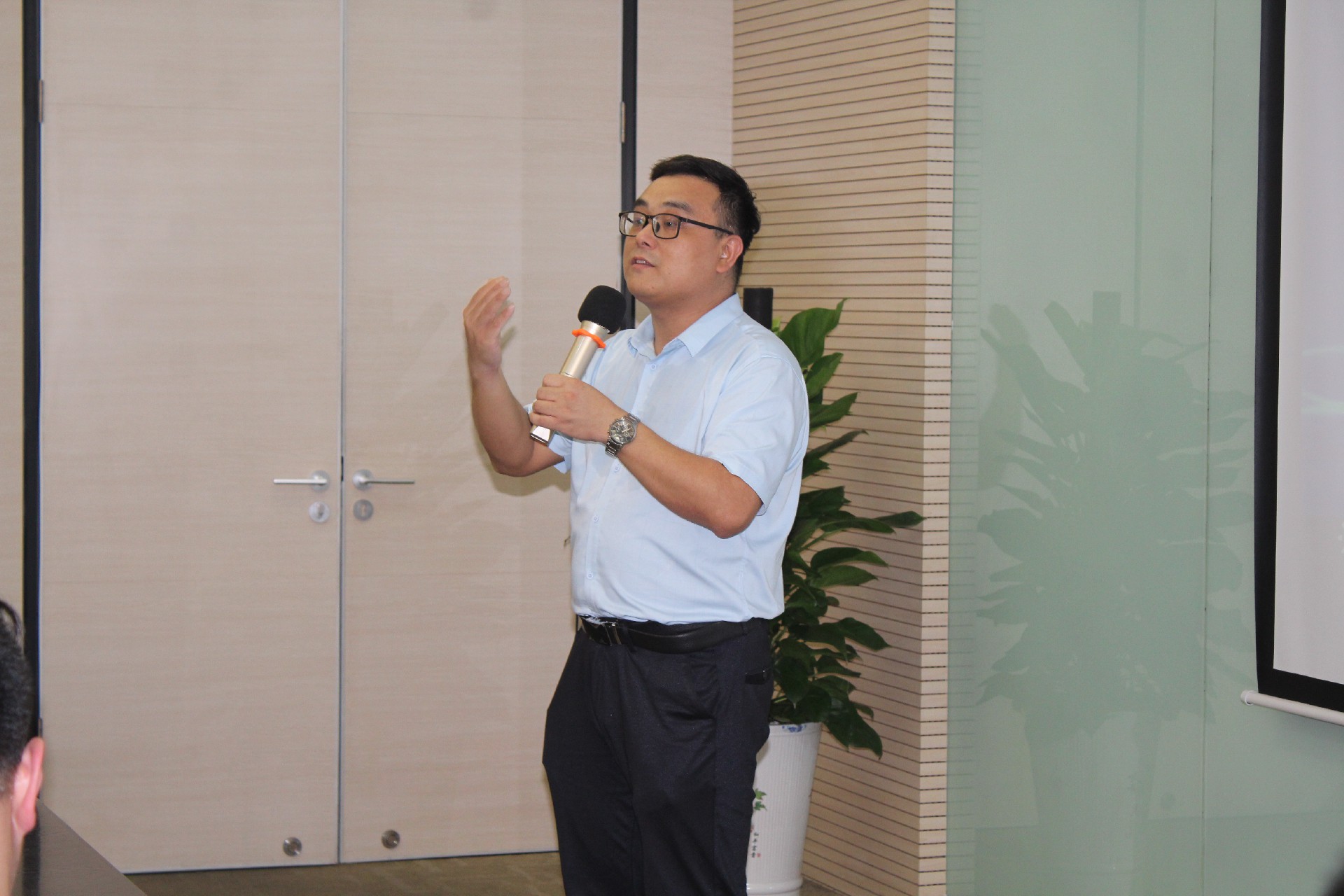 1684911291998901.jpg IMG_9815.JPG